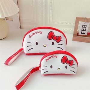 Hello Kitty zipper bags (set of 2)